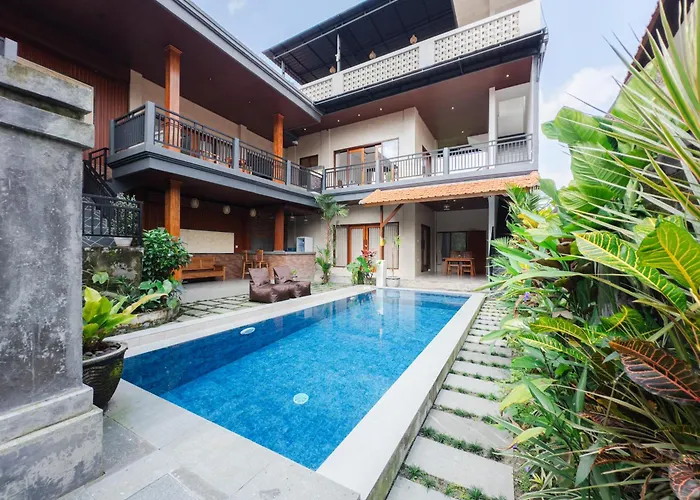 Puri Pudak Pondong Sari Hotel *