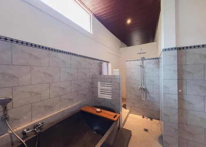 Hotel Puri Pudak Pondong Sari *