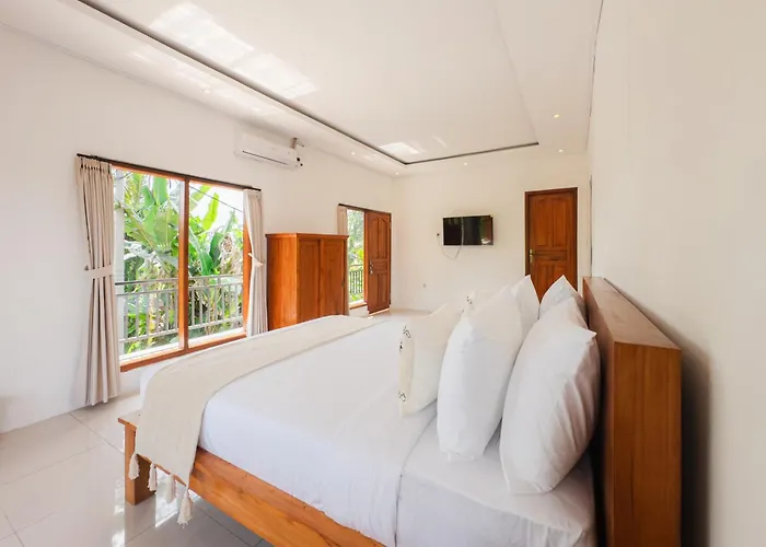 Puri Pudak Pondong Sari Hotel *
