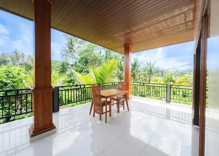 Hotel Puri Pudak Pondong Sari *
